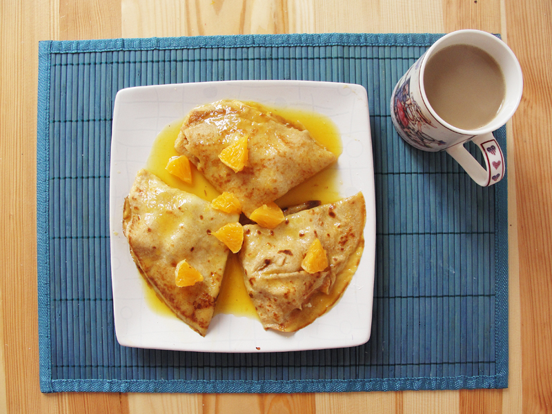 Przepis na naleśniki w karmelizowanym sosie pomarańczowym z miodem Portal Pszczelarski