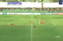 Podczas meczu towarzyskiego w Tanzanii zawodnicy nagle zaczęli padać na ziemię