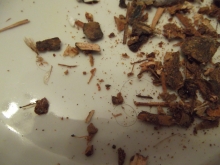 Co można znaleźć w propolisie poza propolisem?