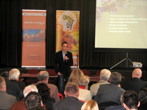 Ciąg dalszy prelekcji Piotra Chmielewskiego. Autor zdjęcia: Marcin Balana.