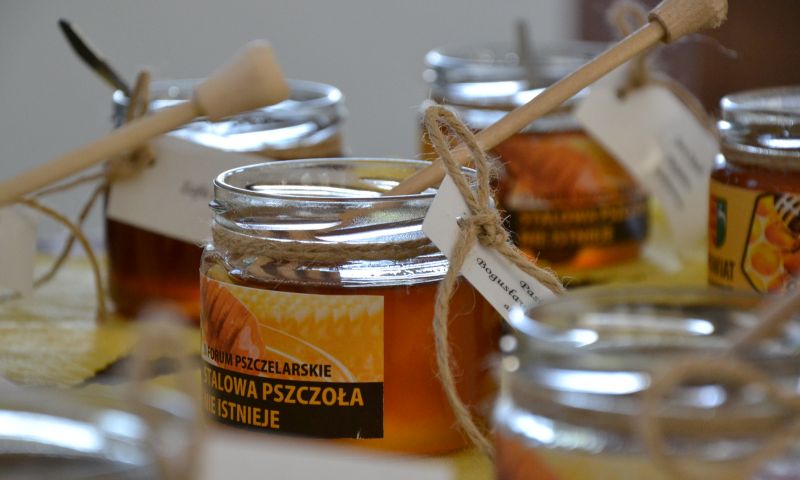 Słoik miodu z II Forum Pszczelarskiego w Stalowej Woli.
