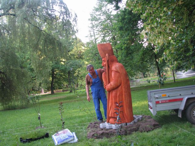 Ustawienie ula figuralnego. Autor zdjęcia: Marek Przybysz.