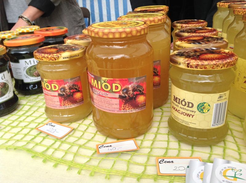 Pasieka Opoka - różne rodzaje miodów. XXII Krakowskie Miodobranie