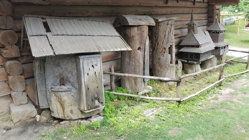 Stare ule w skansenie Gaj Szewczenki we Lwowie. Autor zdjęcia: Filip Janusz