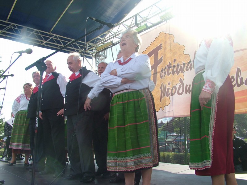 I Festiwal Miodu i Chleba w Kamieńczyku (12.08.2012 r.).