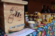 Relacja z wydarzenia pt. XXII Wojewódzki Dzień Pszczelarza i XIV Wojewódzkie Święto Pszczoły, które odbyły się 14. września 2025 r. w Łodzi. Wydarzenie zostało zorganizowane przez Wojewódzki Związek Pszczelarzy w Łodzi.