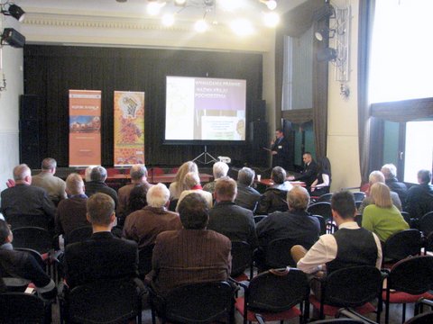 Na zdjęciu: Redaktor Marcin Balana. Autorka zdjęcia: Luiza Dawidowicz.