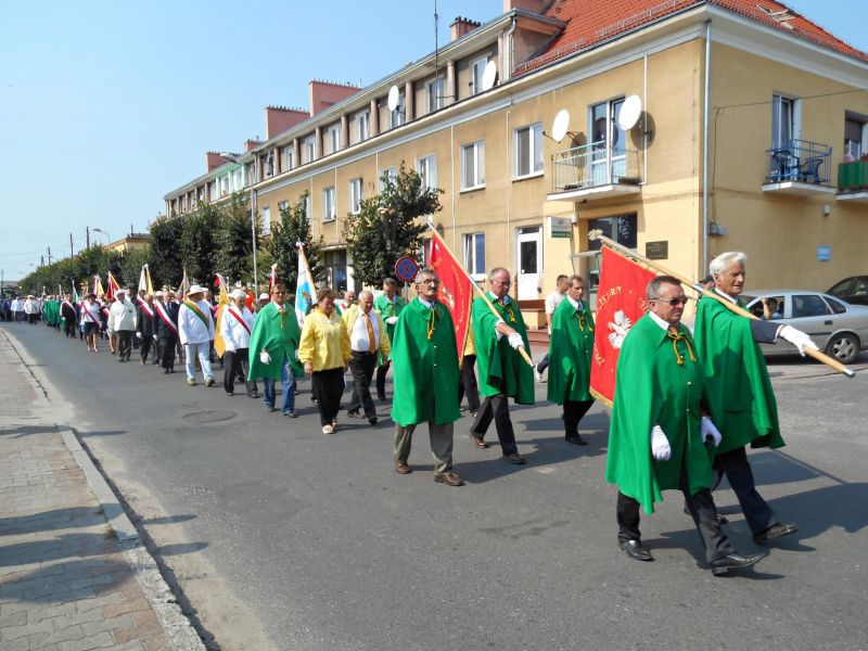 XXXII Ogólnopolskie Dni Pszczelarza w Babimoście - Barwny korowód pszczelarski, który przeszedł ulicami miasta.
Autor zdjęcia: Wiesław Zięba, www.kolodomu.blogspot.com