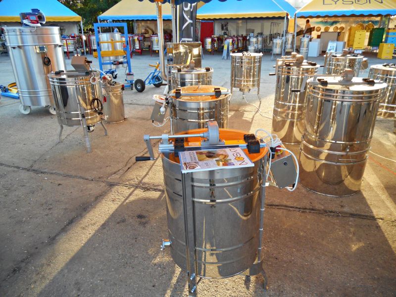 XXXII Ogólnopolskie Dni Pszczelarza w Babimoście - Miodarki.
Autor zdjęcia: Wiesław Zięba, www.kolodomu.blogspot.com