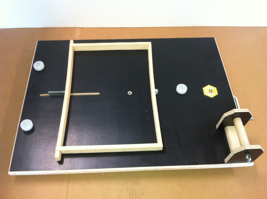 Przyrząd do drutowania ramek firmy Bzyki.com