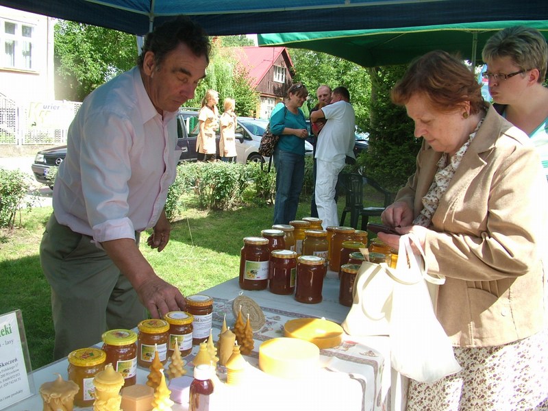 I Festiwal Miodu i Chleba w Kamieńczyku (12.08.2012 r.).
