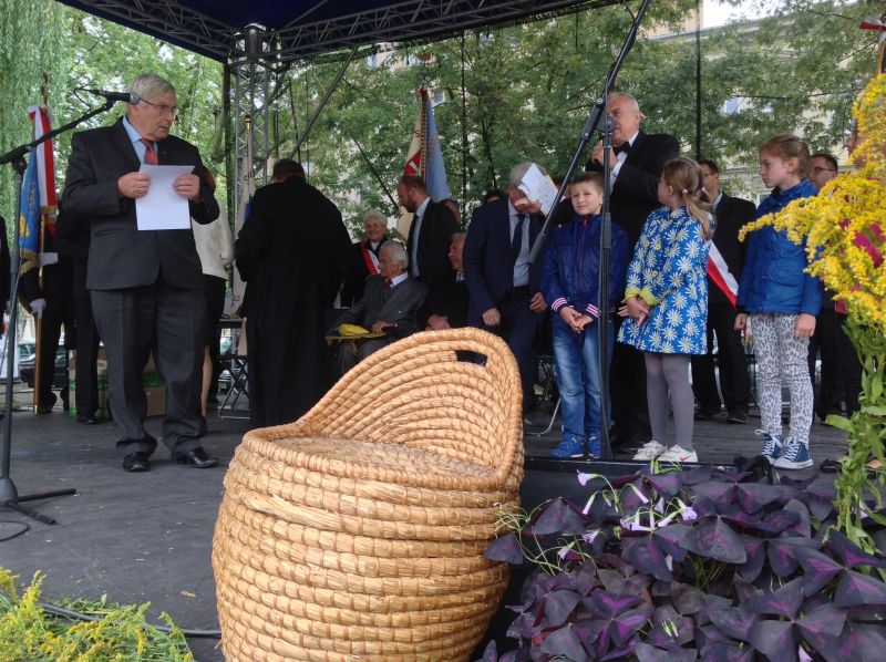 Namiot główny - wręczenie nagród. XXII Krakowskie Miodobranie