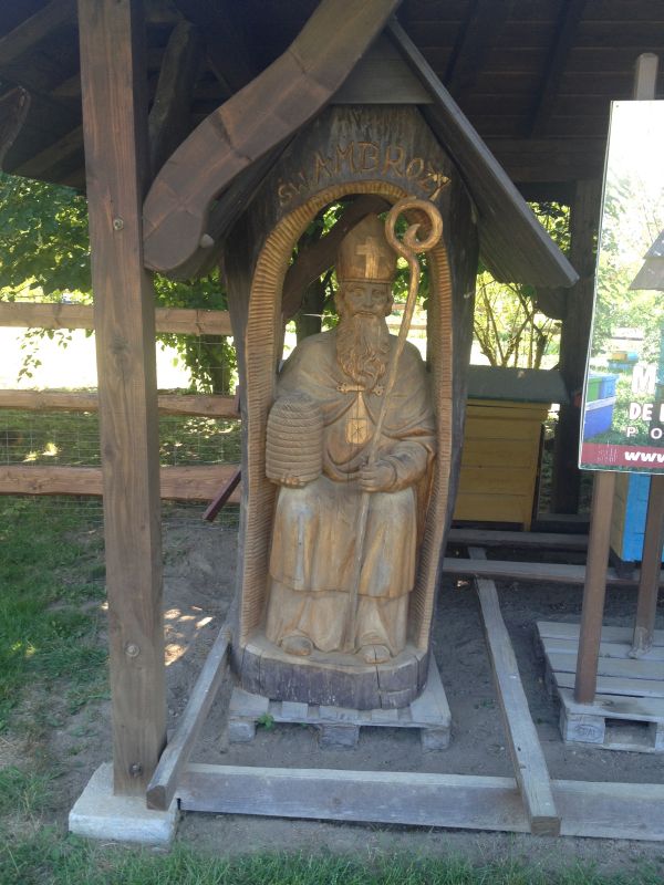 Św. Ambroży - ul figuralny u Sądeckiego Bartnika.