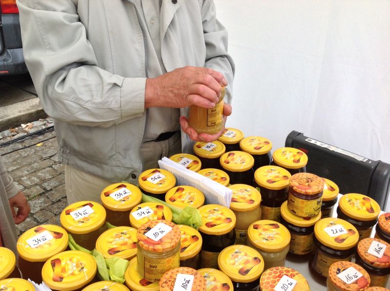 Pasieka Rezerwat Leśny Kozie Kąty - różne rodzaje miodów. XXII Krakowskie Miodobranie