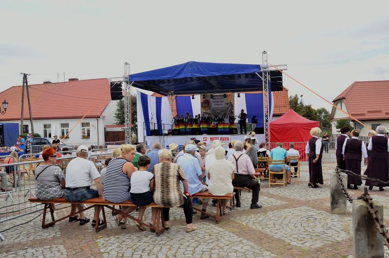 Scena. XVI Tykocińska Biesiada Miodowa