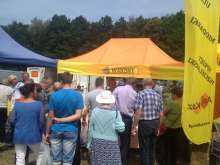 Stoisko firmy Wakont podczas XV Spotkania Pszczelarzy na Trutowisku w Murckach.