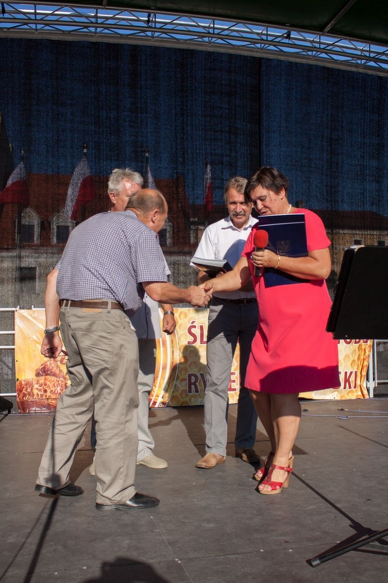 Wręczanie wyróżnień na VII Święcie Miodu w Pszczynie. Autor zdjęcia: Kazimierz Wiśniowski