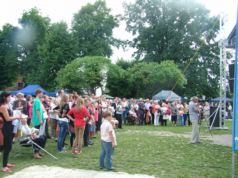 I Festiwal Miodu i Chleba w Kamieńczyku (12.08.2012 r.).