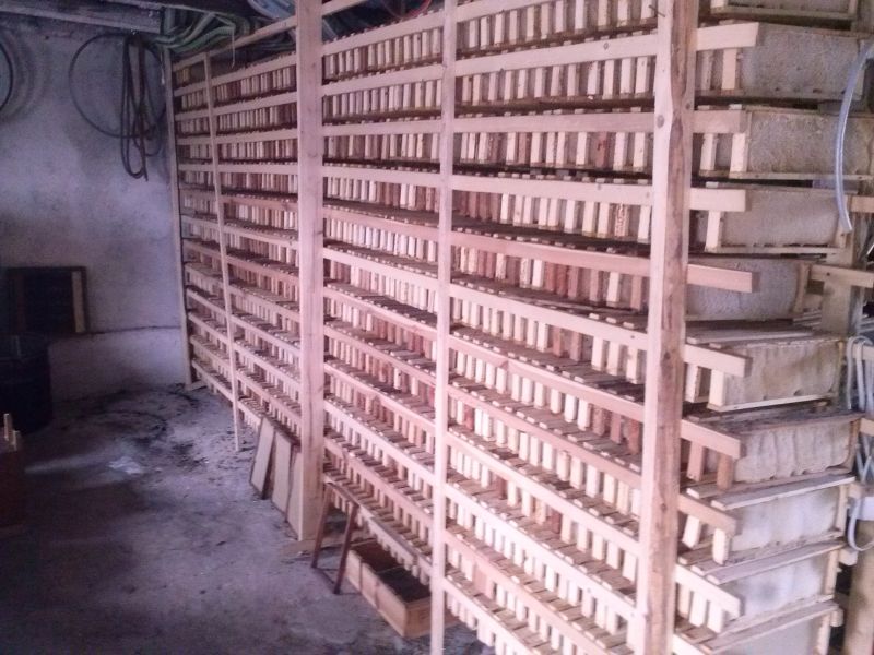 Magazyn ramek pszczelich - ramki z suszem.