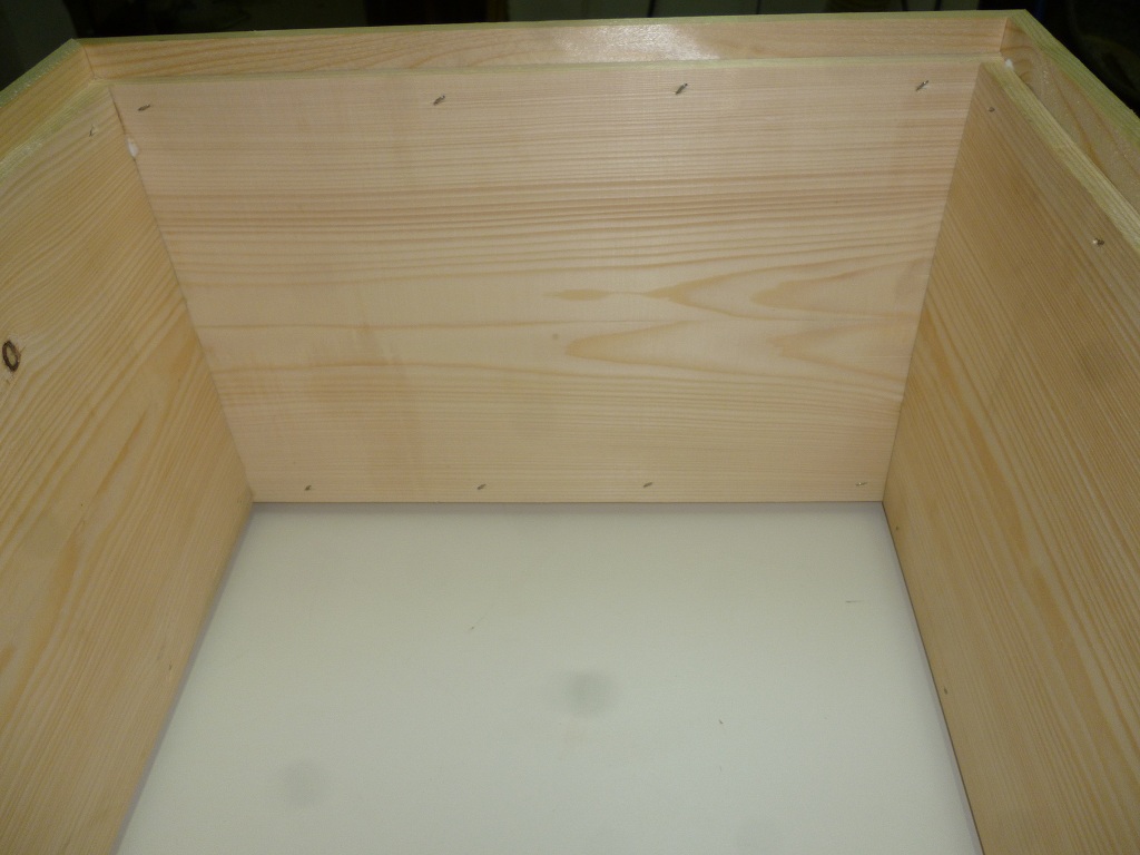 Korpus ula wielkopolskiego - widok wewnątrz. Źródło zdjęcia: Bartnicy.pl