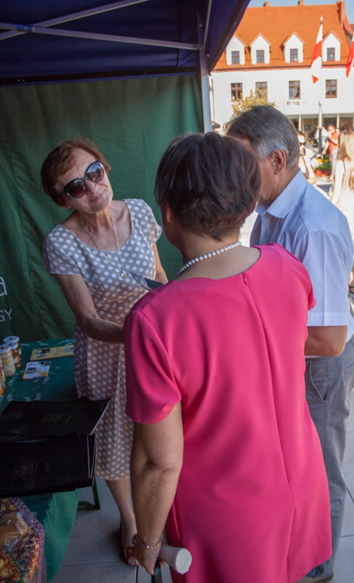 Wręczanie nagród pszczelarzom na VII Święcie Miodu w Pszczynie. Autor zdjęcia: Kazimierz Wiśniowski