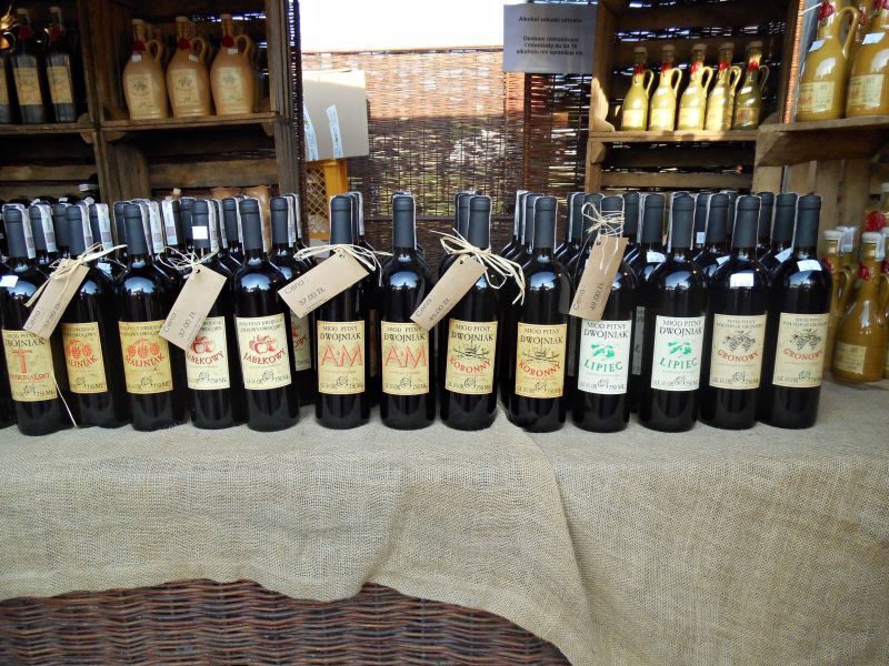 XXXII Ogólnopolskie Dni Pszczelarza w Babimoście - Miody pitne.
Autor zdjęcia: Wiesław Zięba, www.kolodomu.blogspot.com