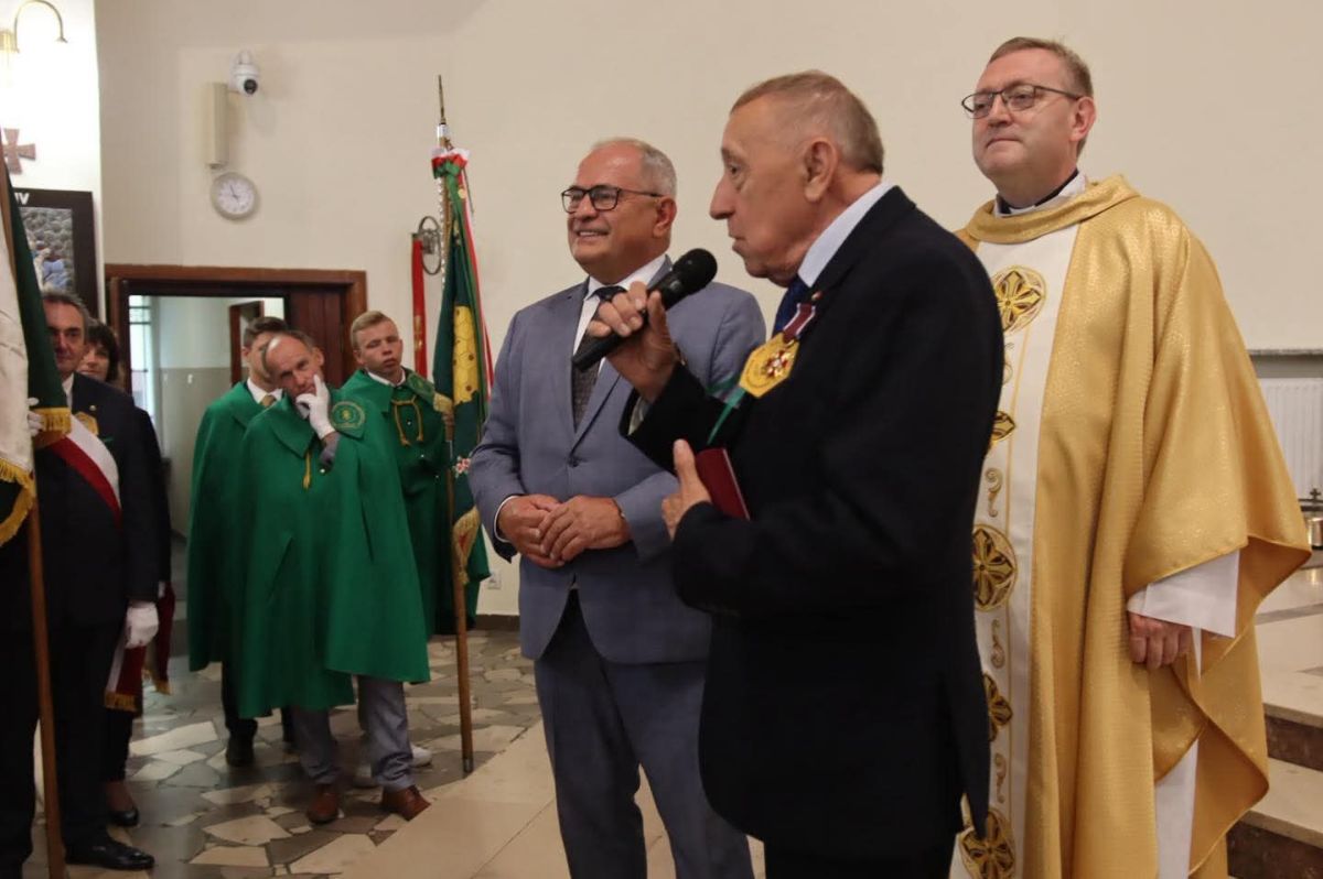 Relacja z wydarzenia pt. XXII Wojewódzki Dzień Pszczelarza i XIV Wojewódzkie Święto Pszczoły, które odbyły się 14. września 2025 r. w Łodzi. Wydarzenie zostało zorganizowane przez Wojewódzki Związek Pszczelarzy w Łodzi.