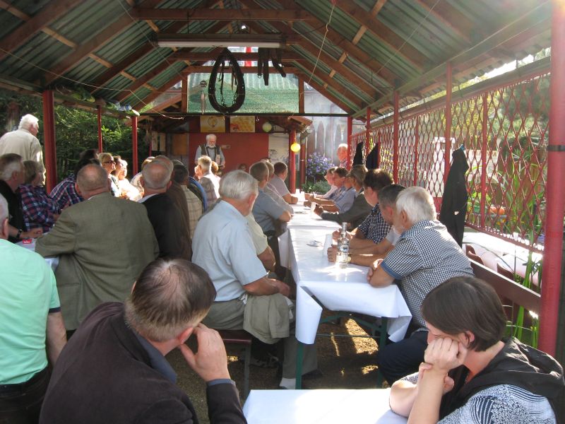 Wystąpienie podczas Jesiennego Spotkania Pszczelarzy Ziemi Oświęcimskiej. Autor zdjęcia: Kazimierz Wiśniowski