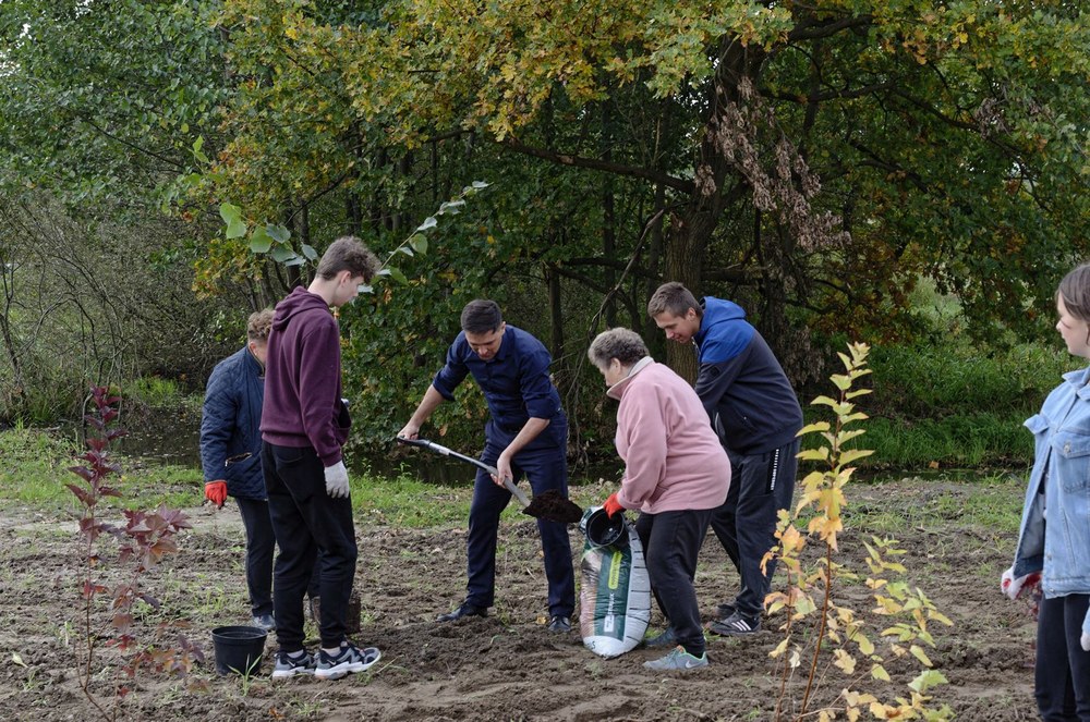 Tworzenie ogrodów miododajnych w gminie Szczurowa w 2021 roku. Autor zdjęcia: Łukasz Jaje