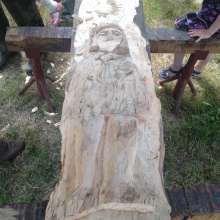 Płaskorzeźba św. Ambrożego podczas XV Spotkania Pszczelarzy Śląskich na Trutowisku w Murckach.