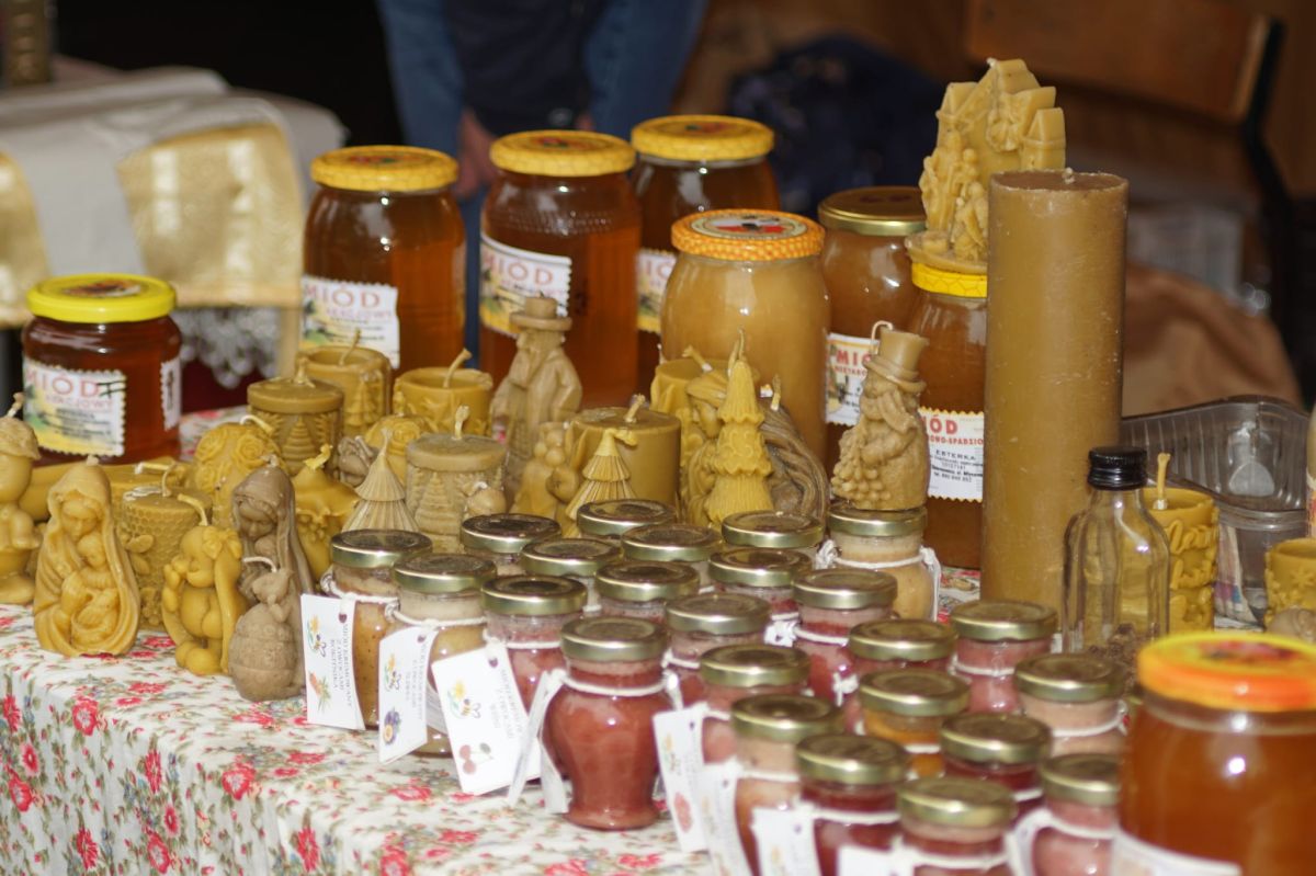 Relacja z wydarzenia pt. XXII Wojewódzki Dzień Pszczelarza i XIV Wojewódzkie Święto Pszczoły, które odbyły się 14. września 2025 r. w Łodzi. Wydarzenie zostało zorganizowane przez Wojewódzki Związek Pszczelarzy w Łodzi.