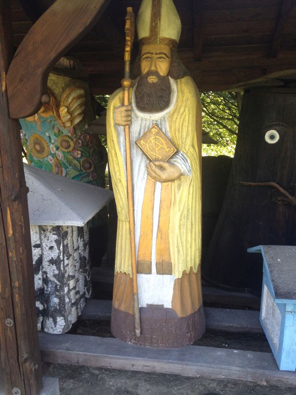 Św. Ambroży - pomalowany ul figuralny