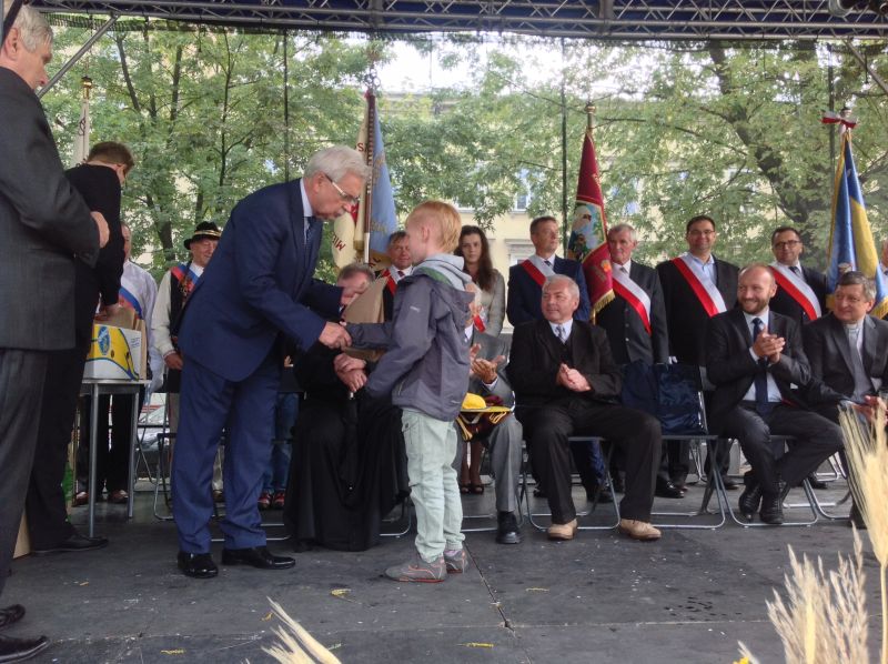 Namiot główny - wręczenie nagród. XXII Krakowskie Miodobranie