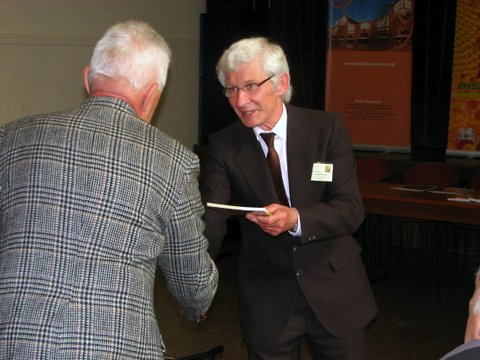 Dzięki uprzejmości Redakcji Pasieki wielu pszczelarzy otrzymało ciekawe opracowania. Autor zdjęcia: Marcin Balana.