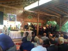 Występ Chóru z Wyr podczas XV Spotkania Pszczelarzy Śląskich na Trutowisku w Murckach.